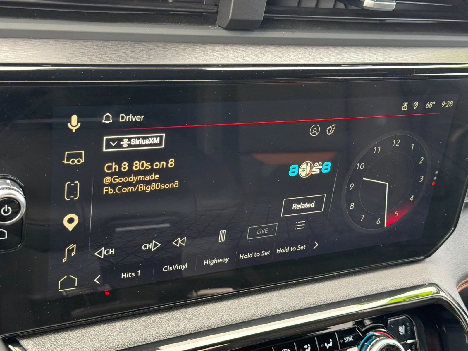 2025 GMC Sierra 1500 AT4 - Photo 19
