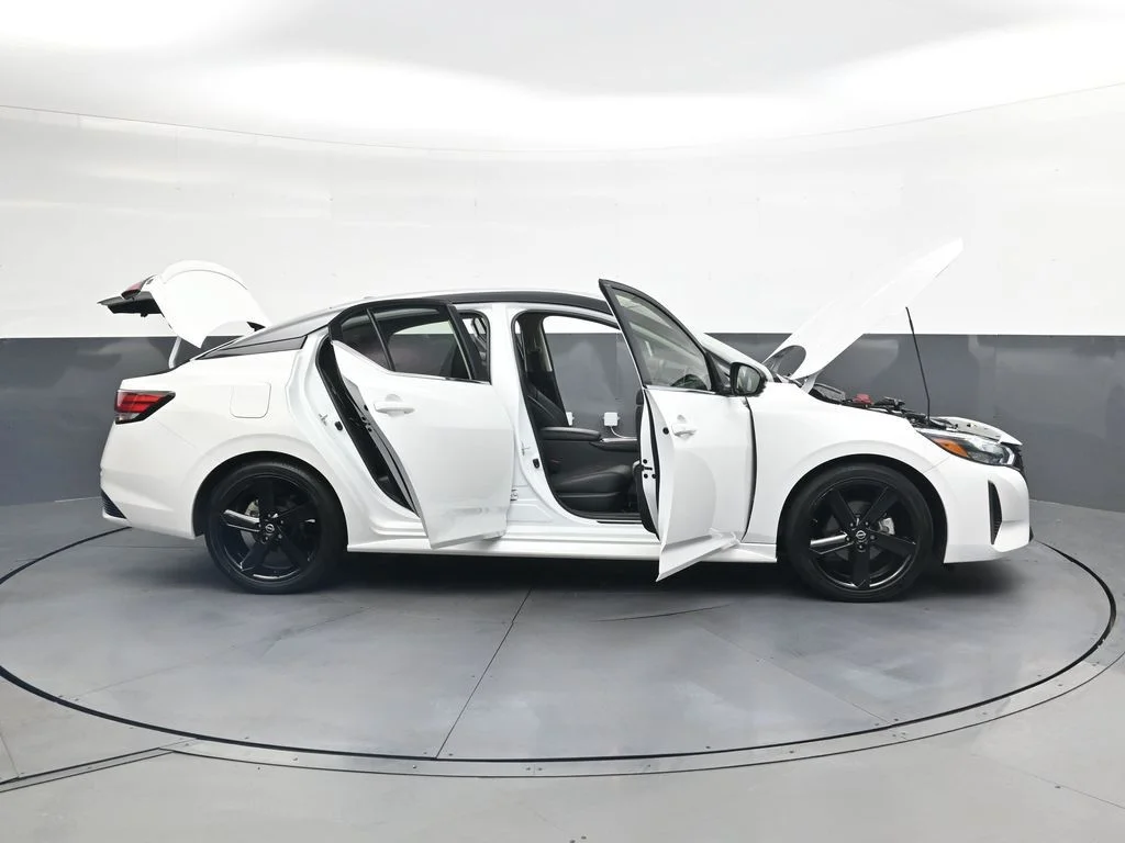 Used 2024 White Nissan SR image 51