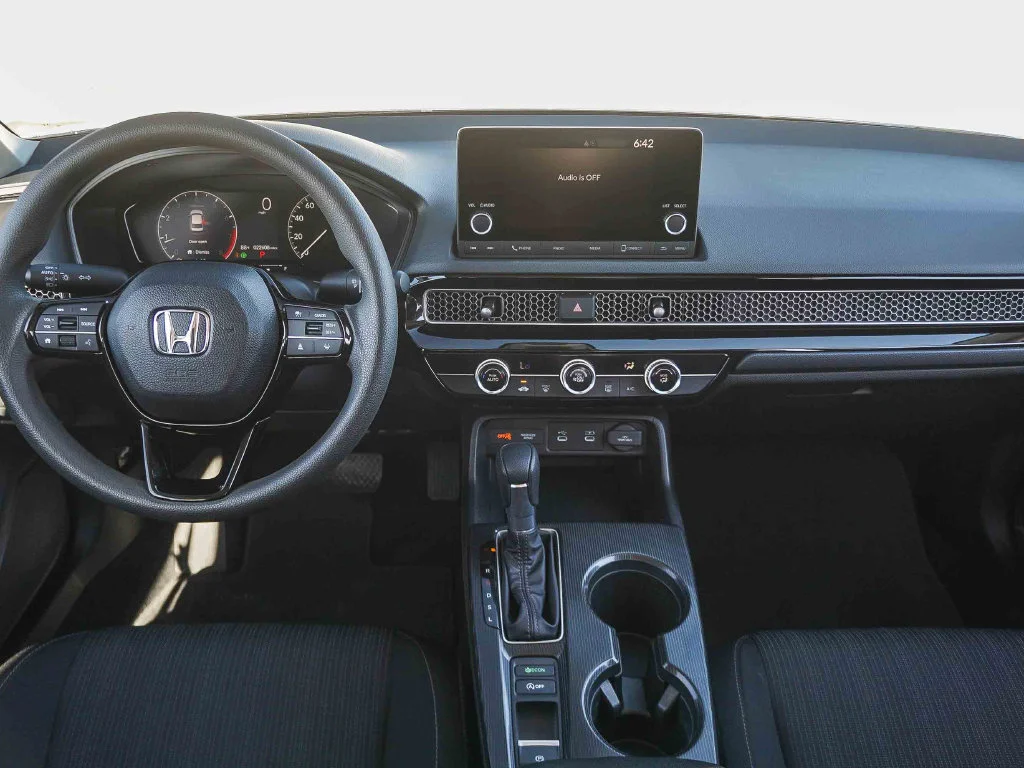 Certified Used 2025 Meteorite Gray Metallic Honda LX image 12