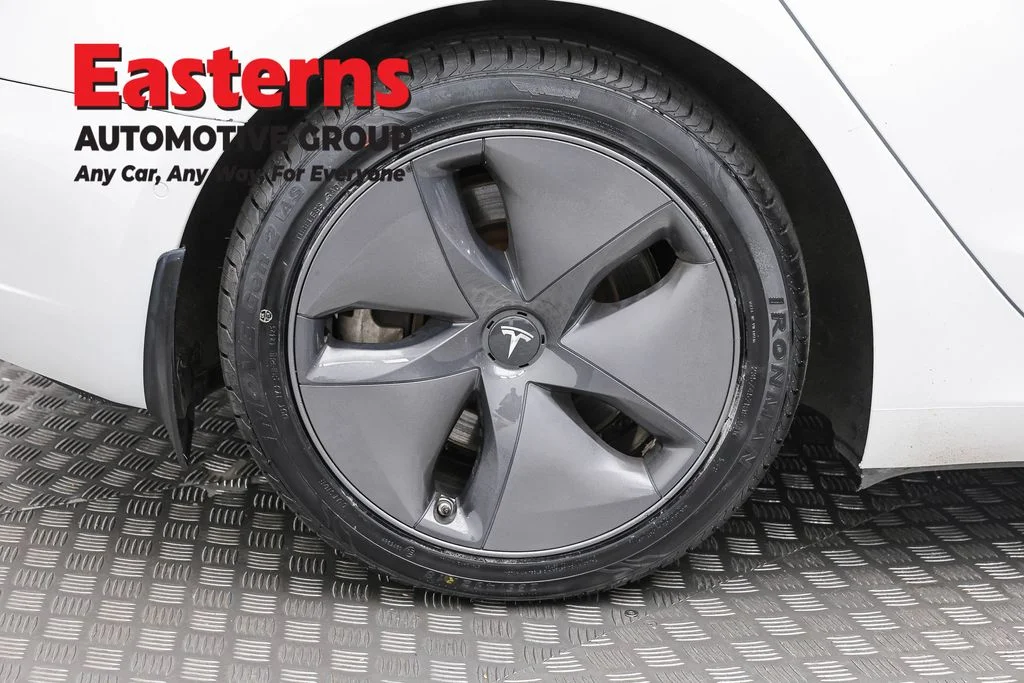 Used 2018 White Tesla Long Range image 24