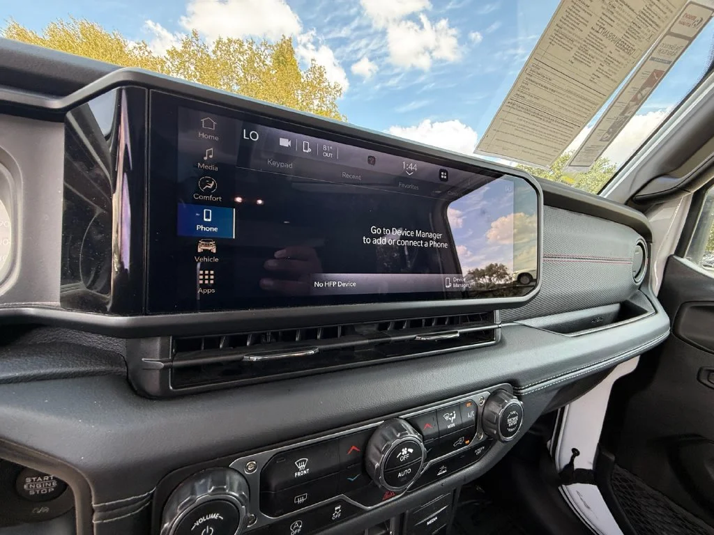 Used 2025 White Jeep Rubicon image 21