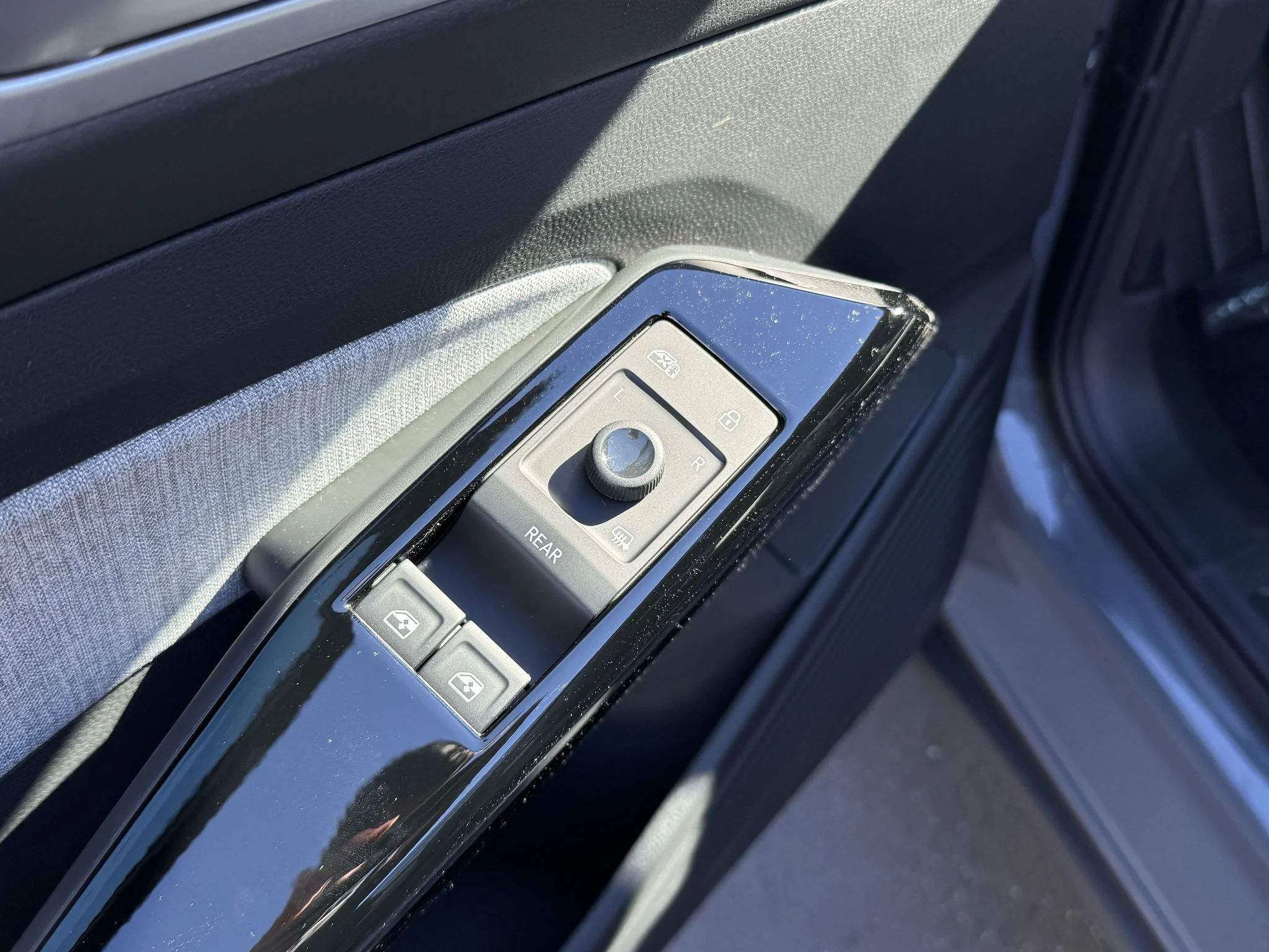 New 2026 Pure Gray Volkswagen Pro image 14