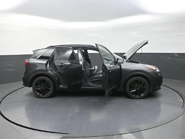 Used 2018 Gray Kia EX image 46