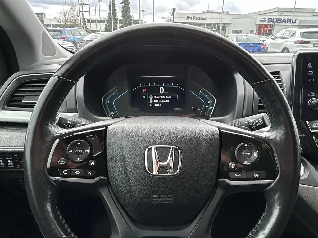 Used 2018 White Diamond Pearl Honda EXL Navi Dilawri Certified   Clean Title   Regular image 22