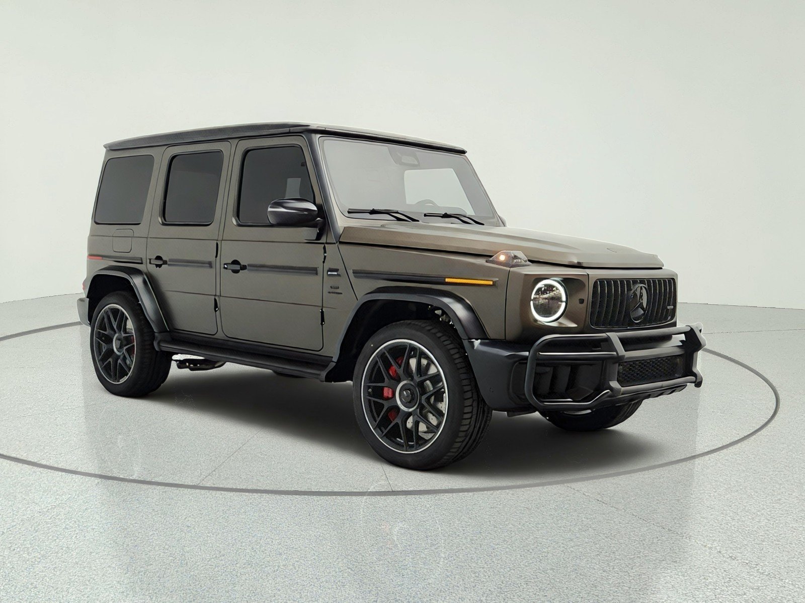 New 2027 MANUFAKTUR Dakota Brown Magno Mercedes-Benz AMG® G 63 SUV image 3