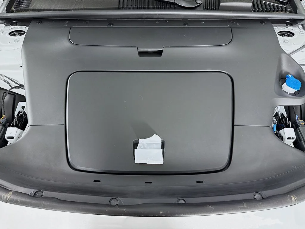 New 2026 White Volvo Twin Motor Performance Ultra image 30