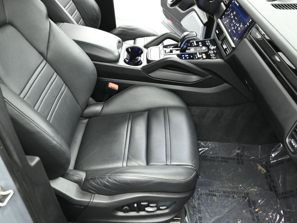 2022 PORSCHE CAYENNE - Image 27