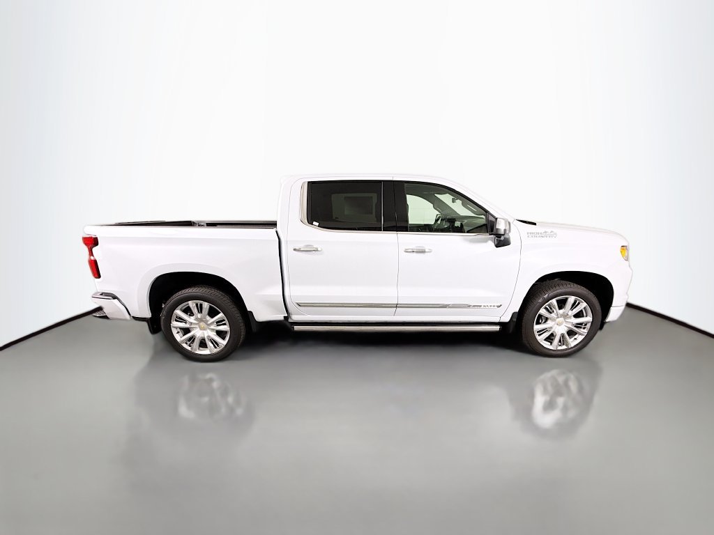 New 2026 Polar White Tricoat Chevrolet High Country image 8
