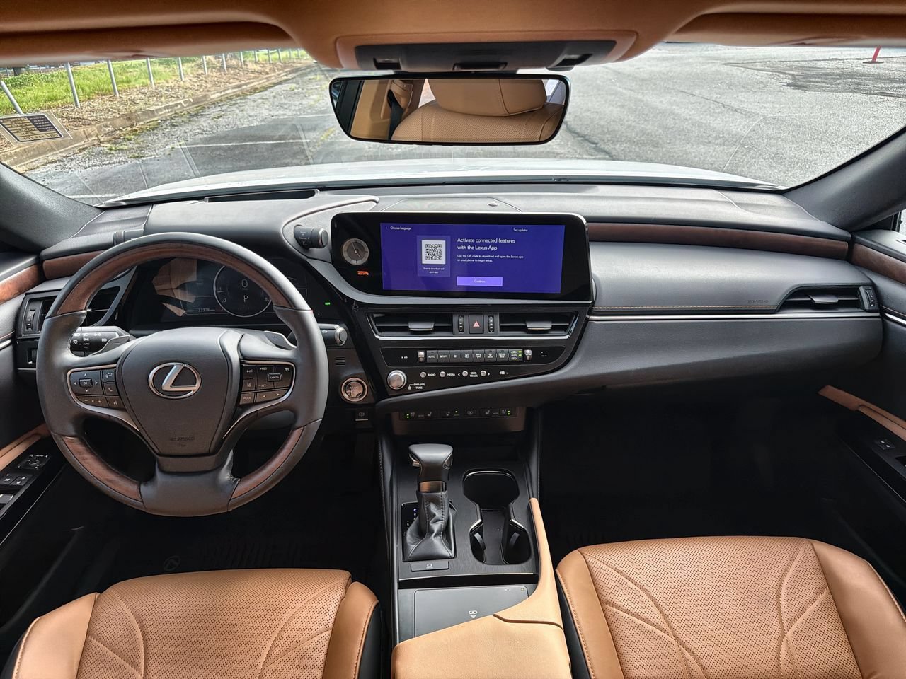 Used 2024 White Lexus Luxury image 17
