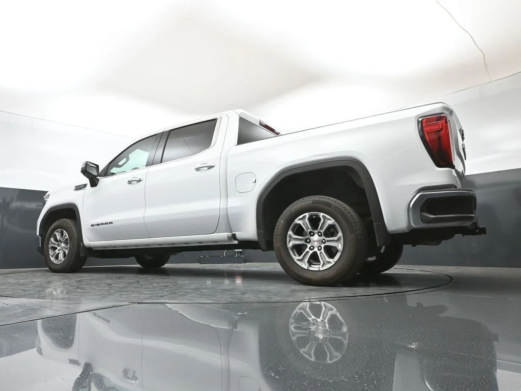 2024 GMC Sierra 1500 SLT - Photo 44