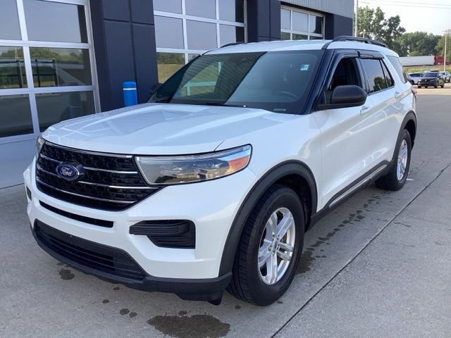 Used 2020 White Ford XLT image 2