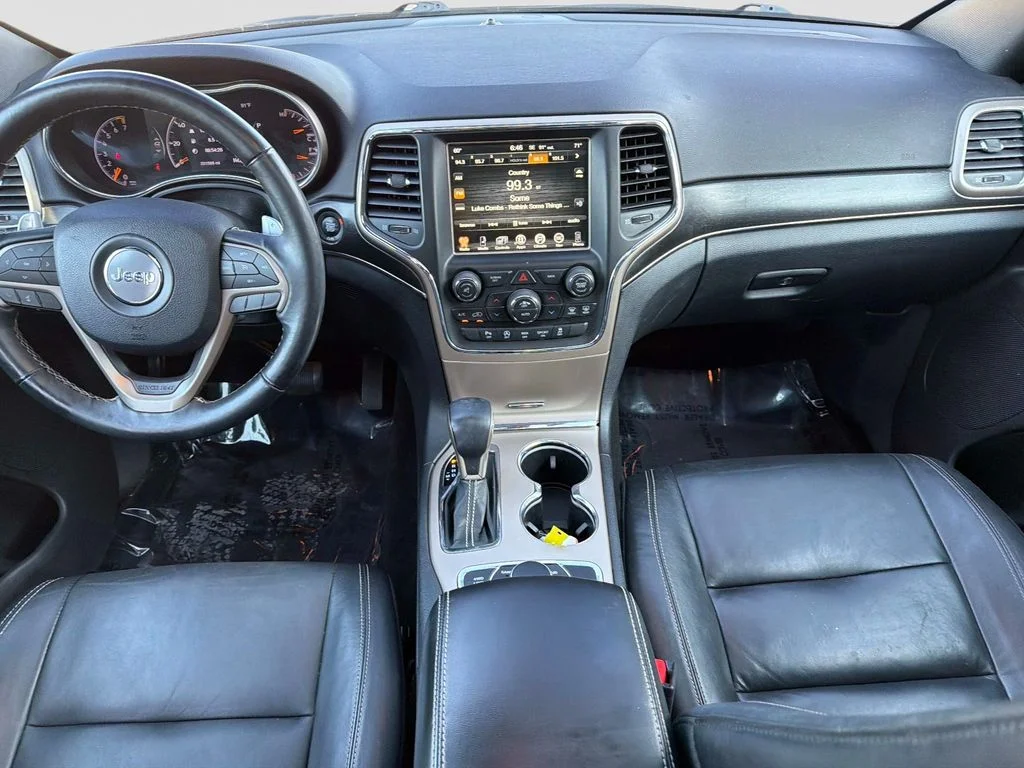 Used 2017 Bright White Clearcoat Jeep Limited image 16