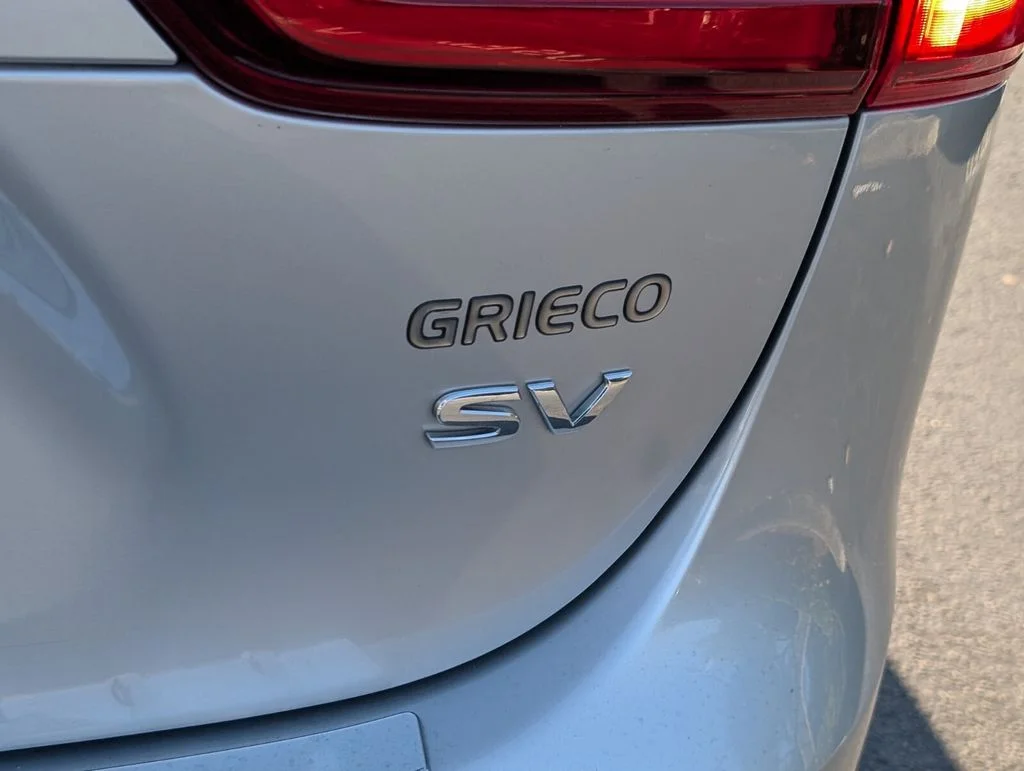 Used 2021 Silver Nissan SV image 16