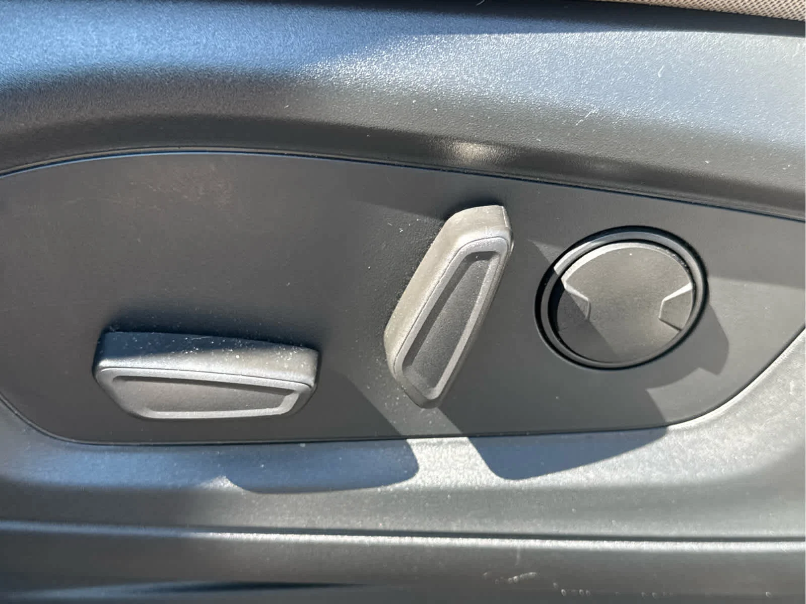 Used 2023 Agate Black Metallic Ford XLT image 10