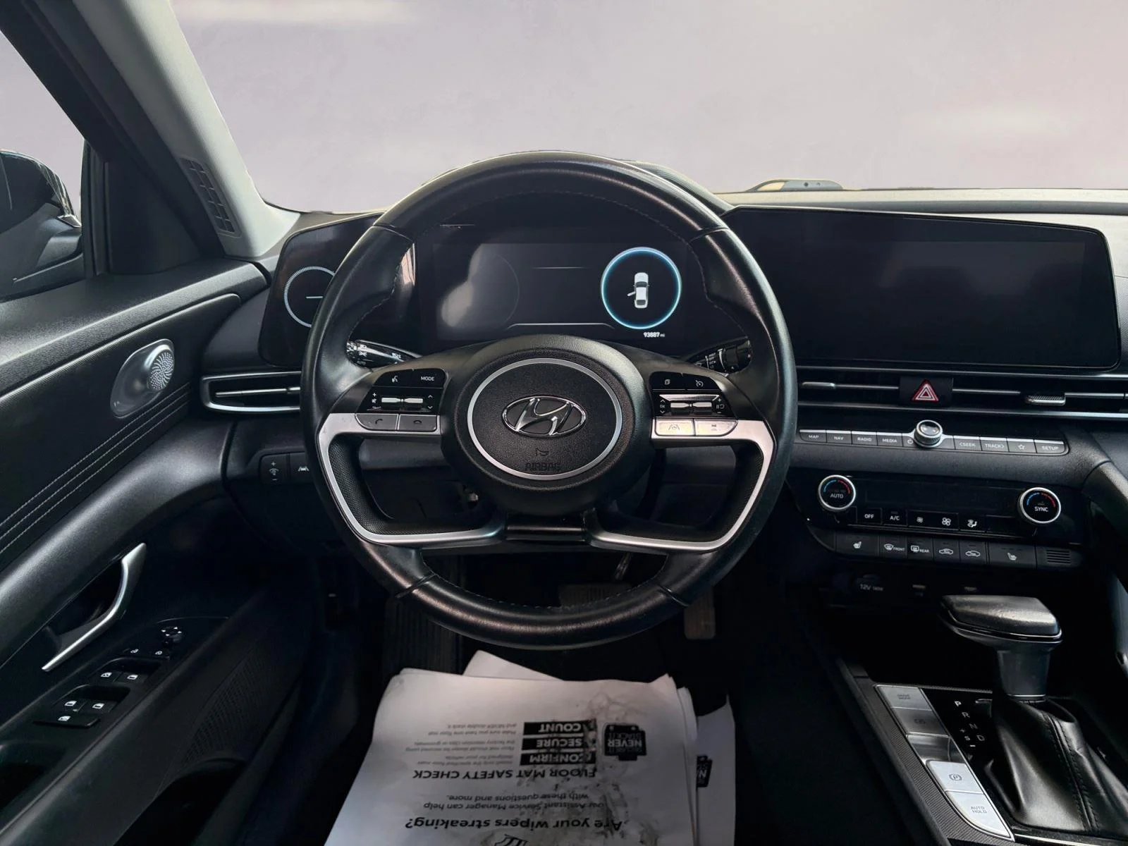 Used 2023 Phantom Black Hyundai SEL image 12