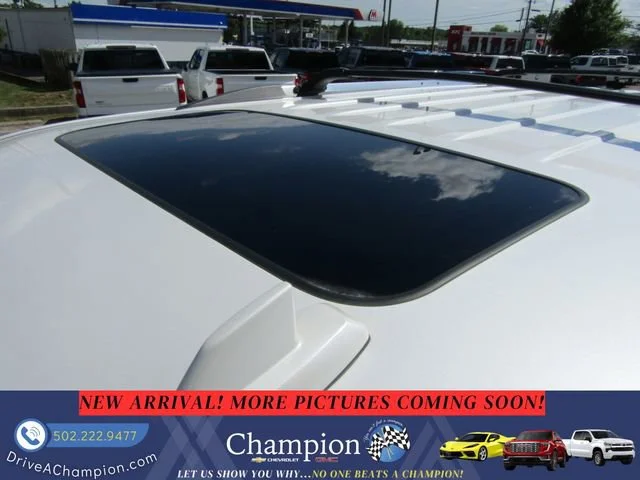 Used 2019 IRIDESCENT PEARL TRICOAT Chevrolet Premier image 7