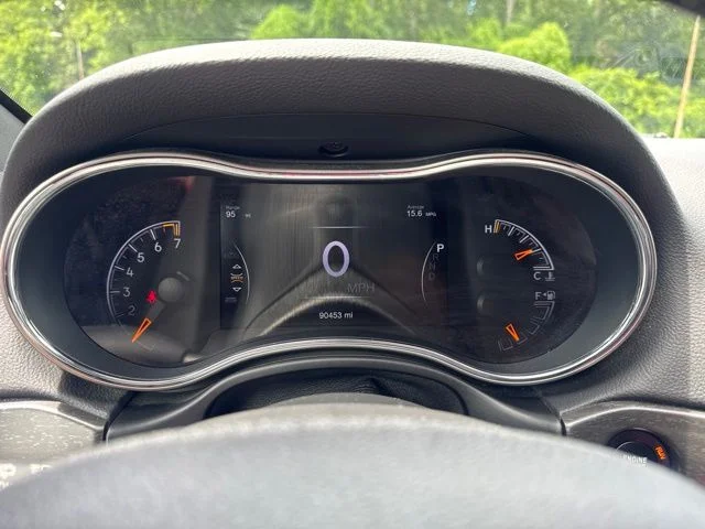 Used 2018 Black Jeep Altitude image 26