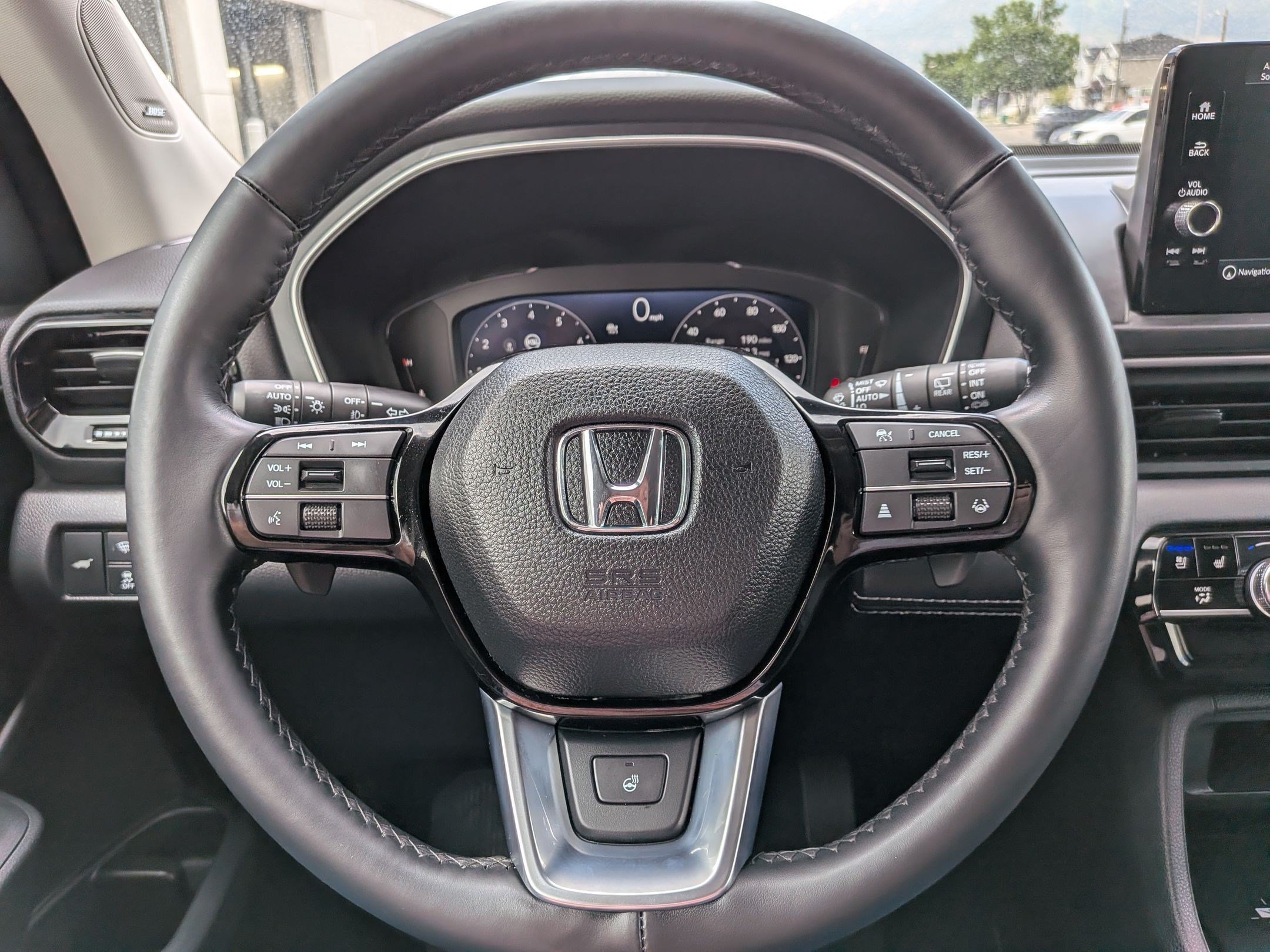 Certified Used 2025 Gray Honda Elite image 17
