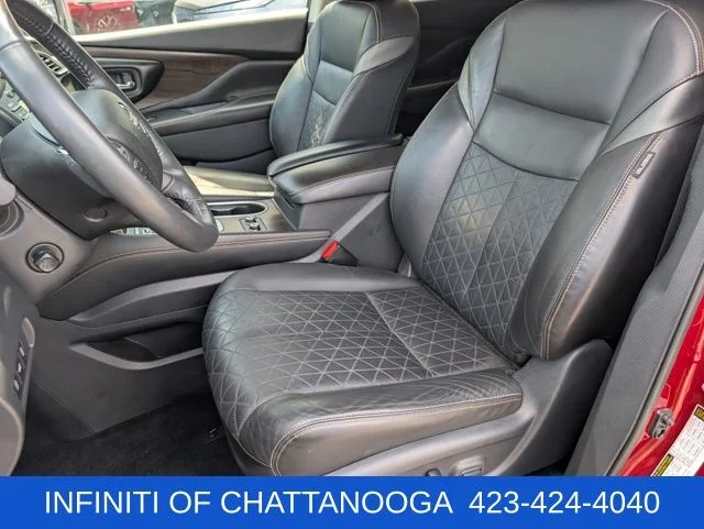 Used 2023 Red Nissan Platinum image 5