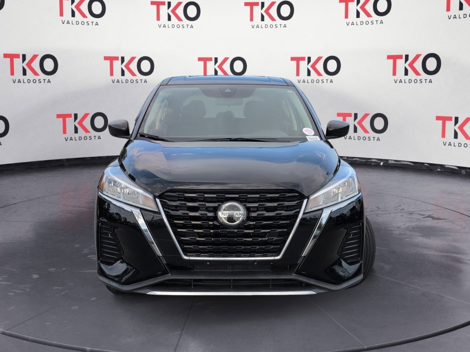 Used 2021 Super Black Nissan S image 12