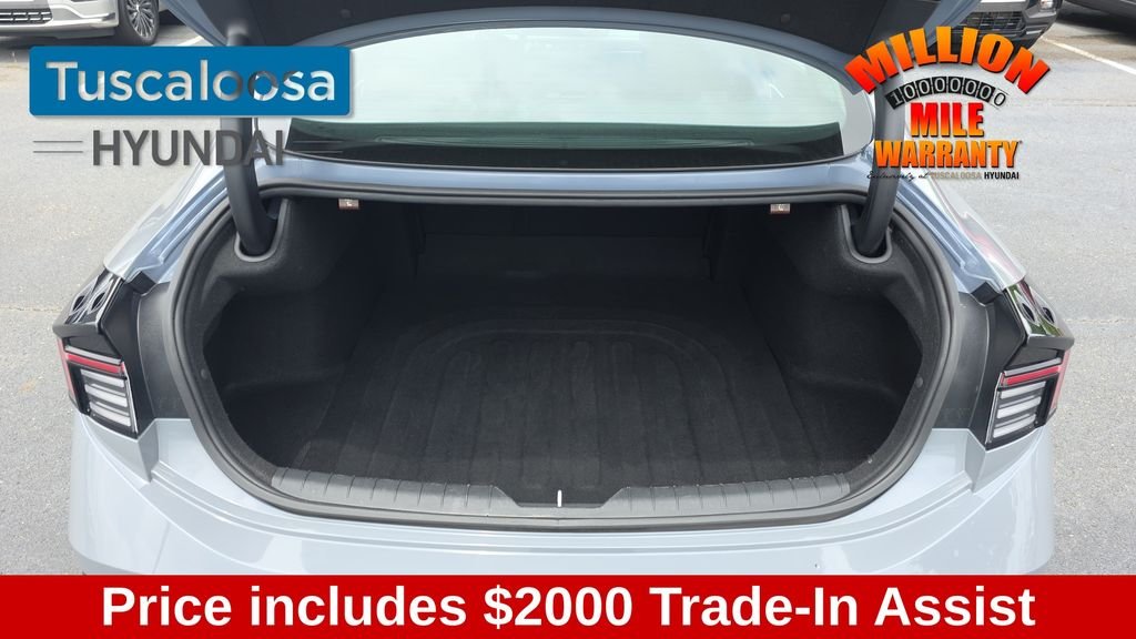 Used 2024 Blue Hyundai SEL image 10