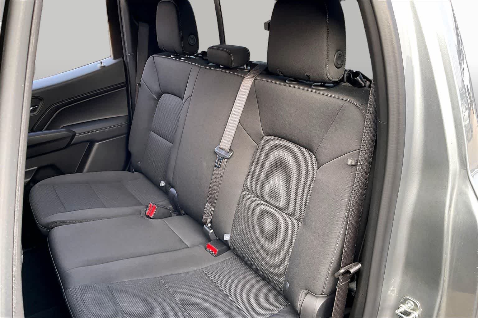 2024 Chevrolet Colorado LT - Photo 20
