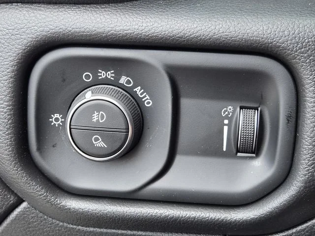 2025 RAM 2500 Tradesman - Photo 23