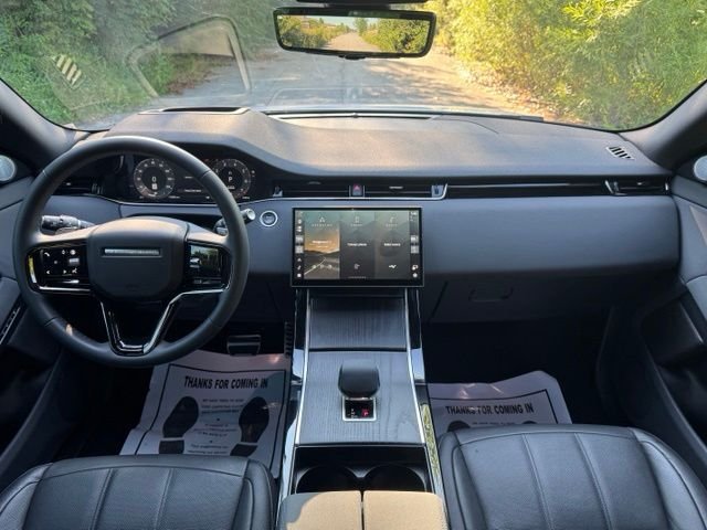 Certified Used 2024 Fuji White Land Rover Dynamic image 21