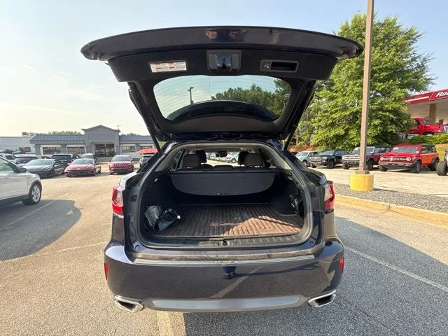 Used 2016  Lexus 350 image 16