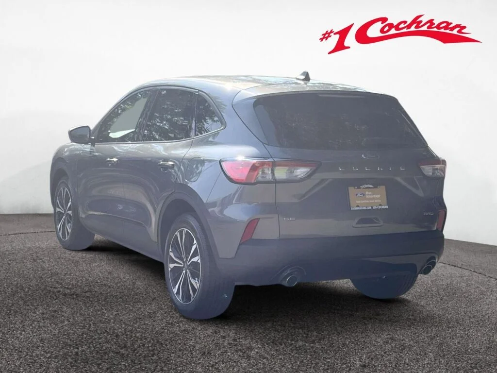Certified Used 2022 Carbonized Gray Ford SE image 10
