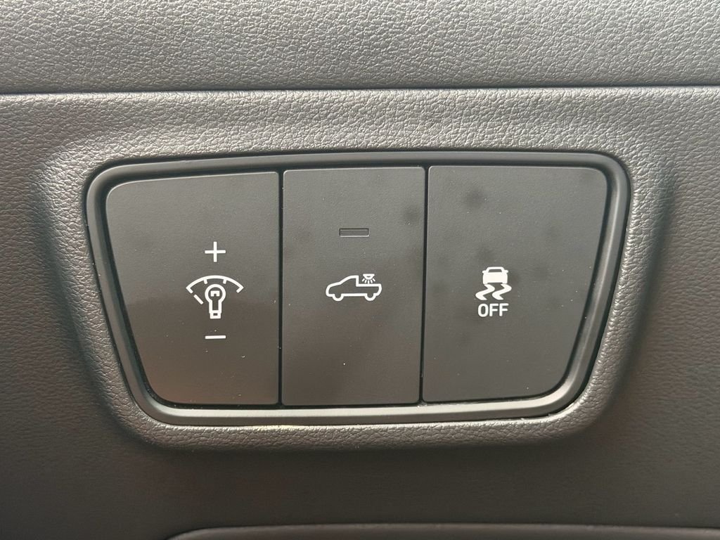 Used 2022 Beige Hyundai SEL image 33