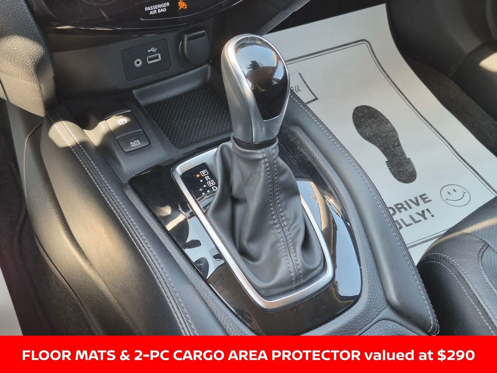 Certified Used 2020 Magnetic Black Pearl Nissan SL image 27