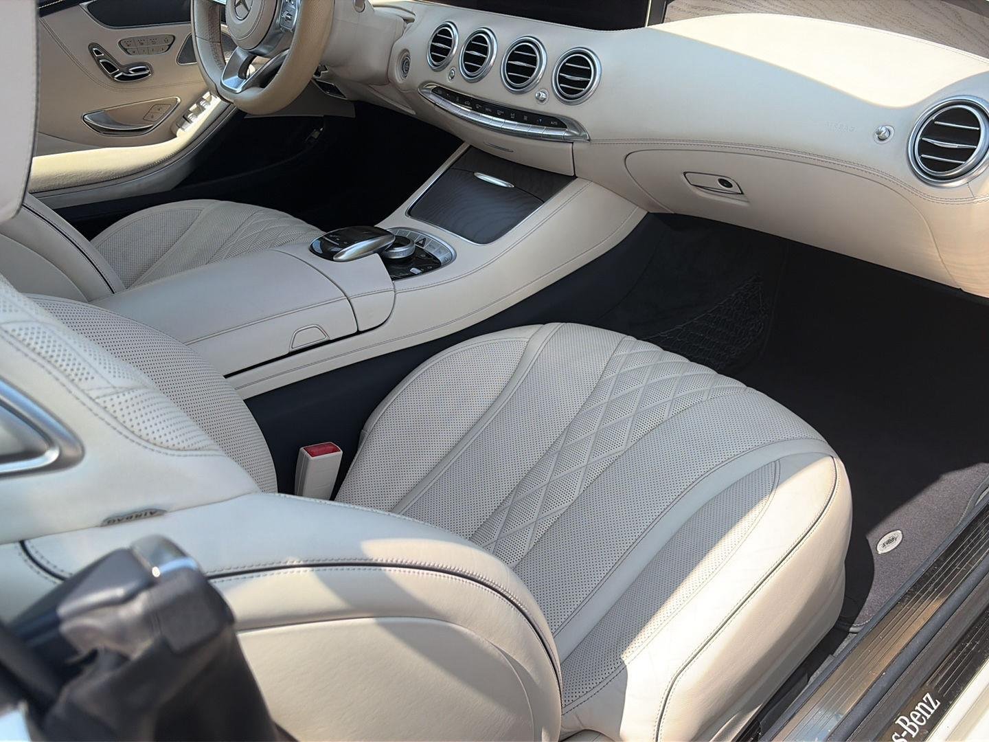 Used 2018 designo Diamond White Metallic Mercedes-Benz S 560 image 46