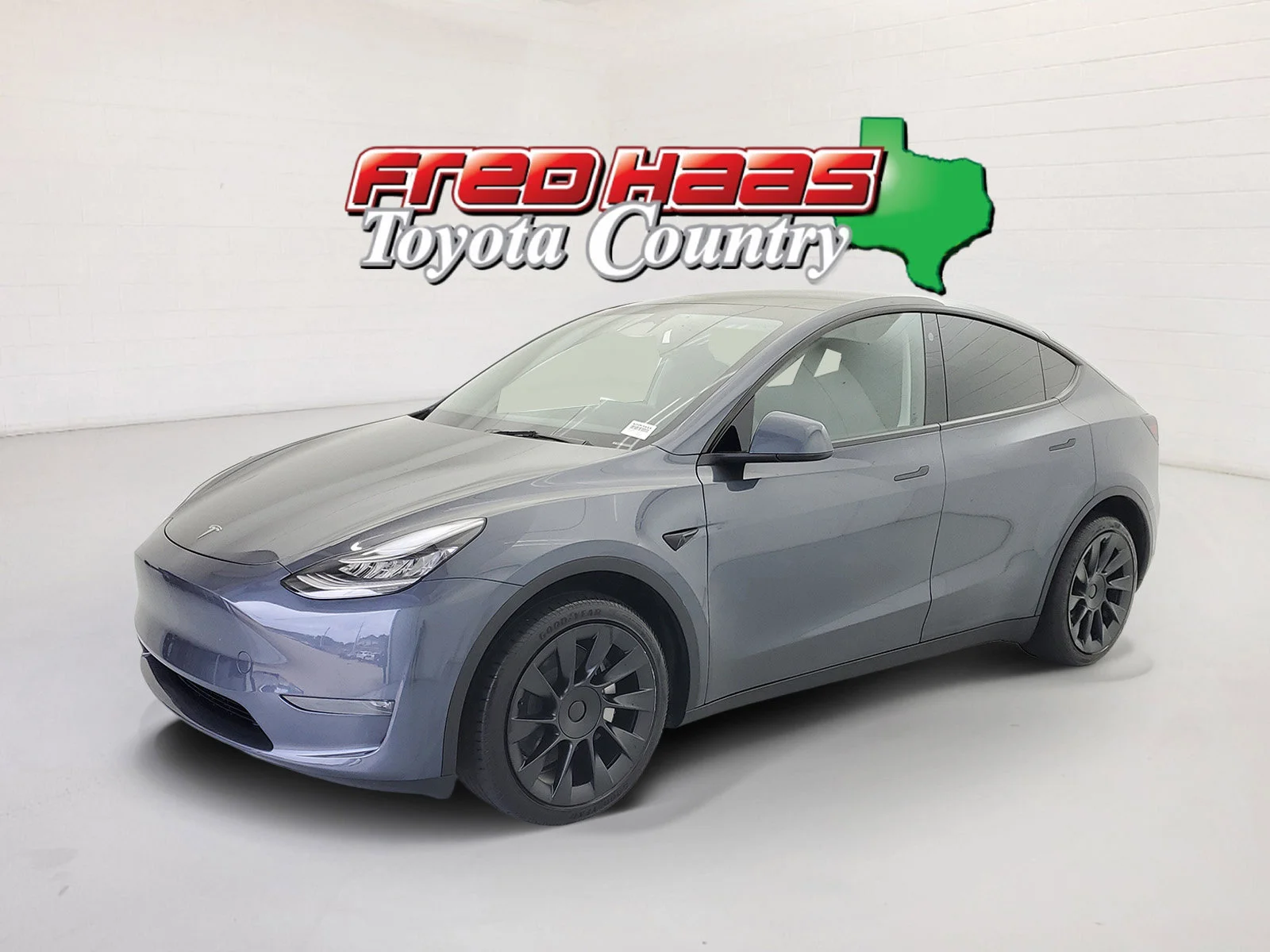 2023 Tesla Model Y Long Range Dual Motor All-Wheel Drive's photo