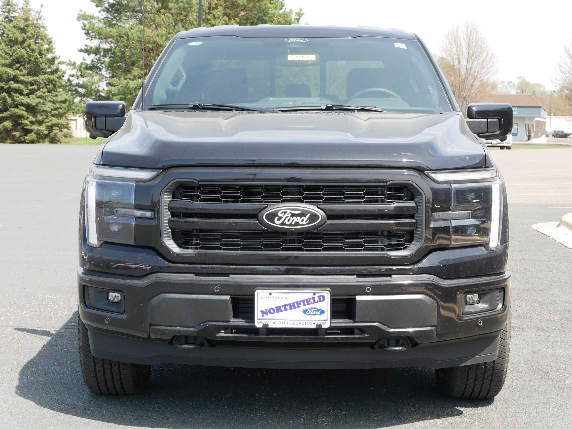View vehicle photo 3
