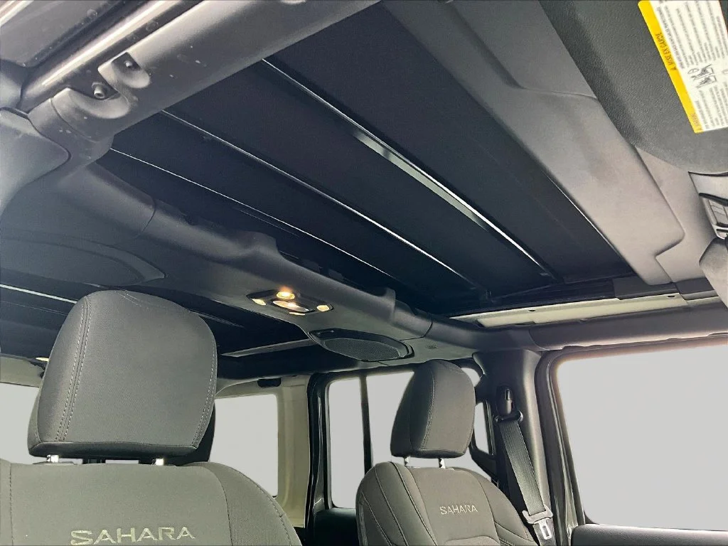 Used 2019 Gray Jeep Unlimited Sahara image 30