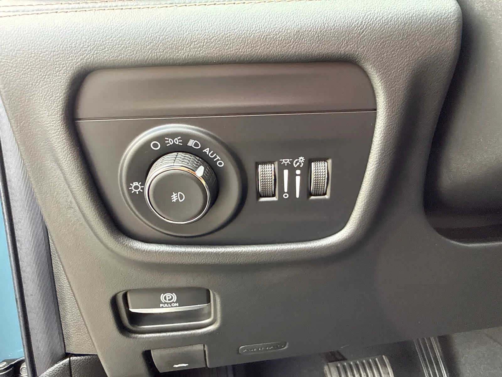 New 2026 Steel Blue Exterior Paint Jeep Summit image 13