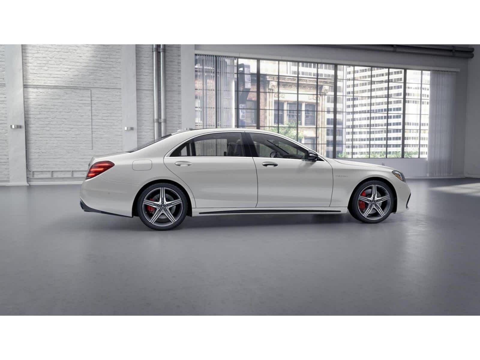 Used 2019 designo Diamond White Mercedes-Benz AMG® S 63 image 17