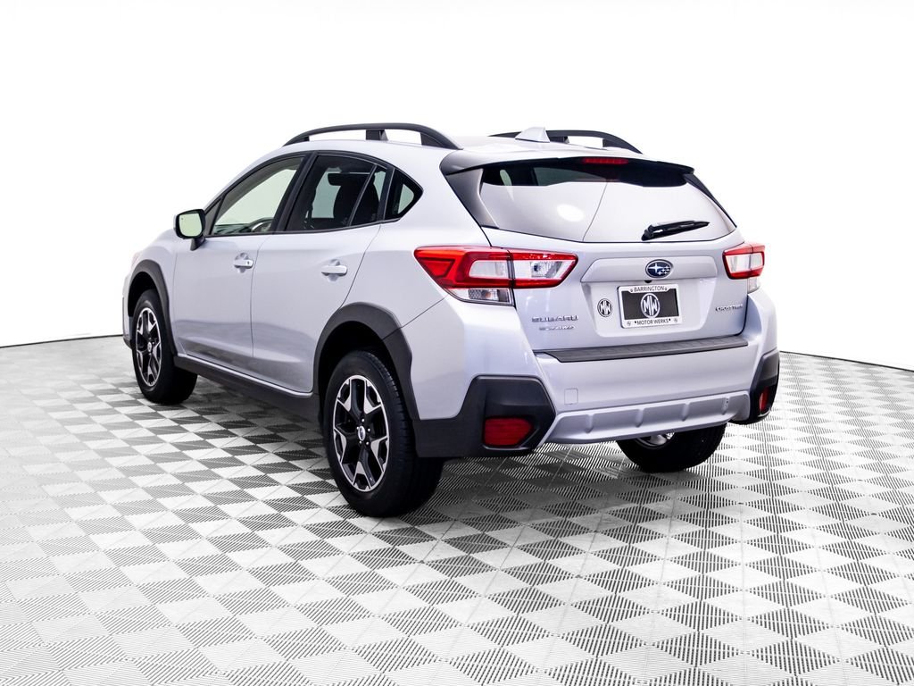 Used 2018 Ice Silver Metallic Subaru 2.0i Premium image 4