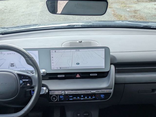 Used 2024 Green Hyundai SEL image 19