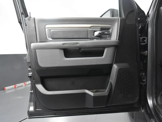 2017 RAM Ram 1500 Pickup SLT - Photo 16