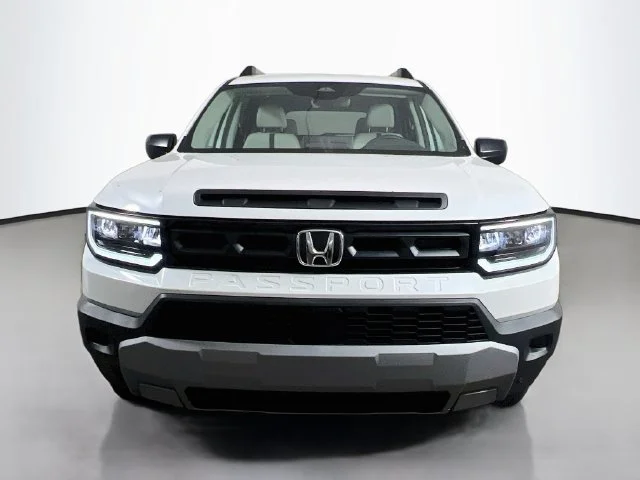 New 2026 Platinum White Pearl Honda RTL image 2
