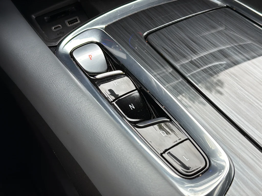 Used 2023 Gray Buick Essence image 26