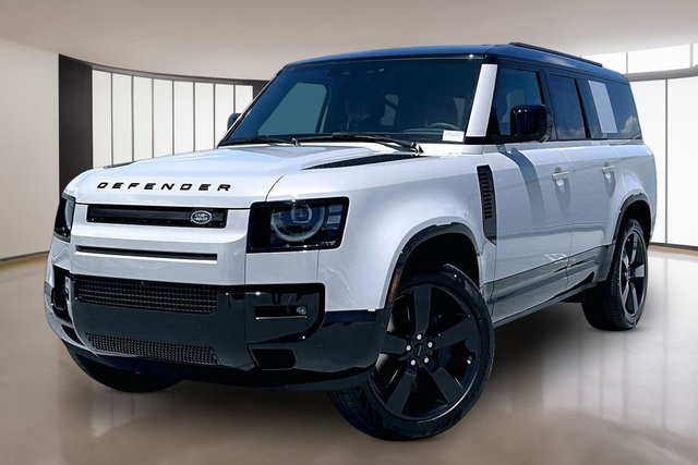 2026 Land Rover Defender 130 X-Dynamic SE