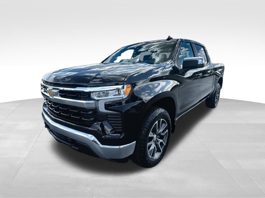 Used 2023 Black Chevrolet LT image 4