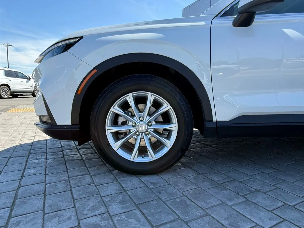 Used 2024 White Honda EX image 4