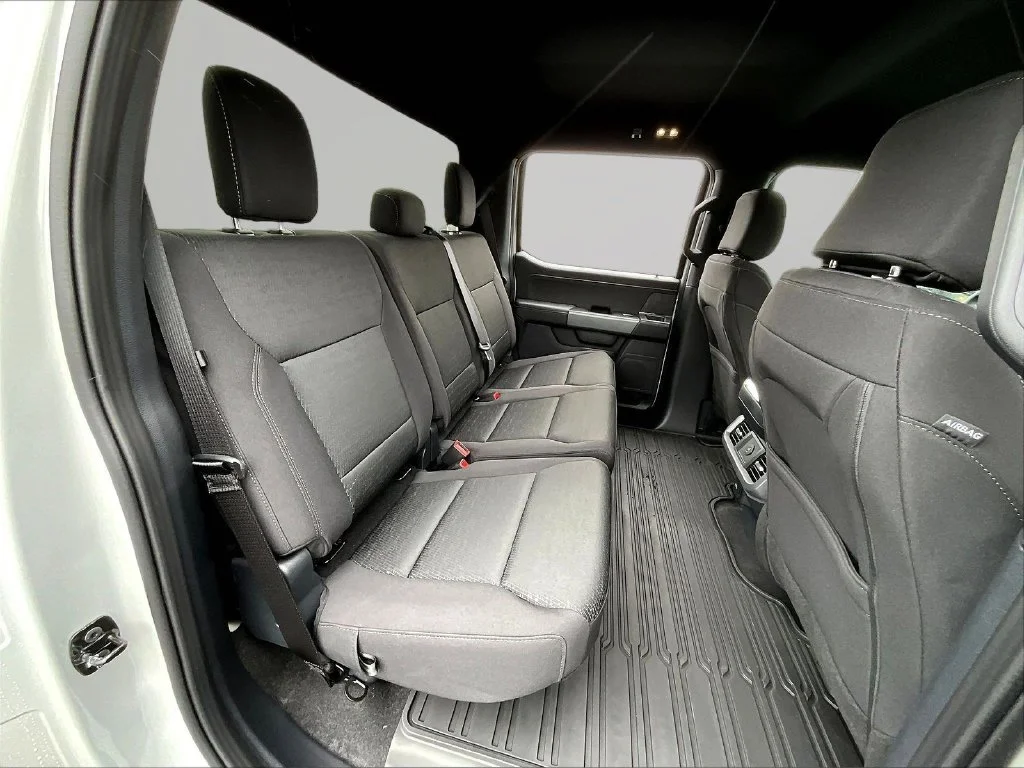 New 2026 Avalanche Ford XLT image 10