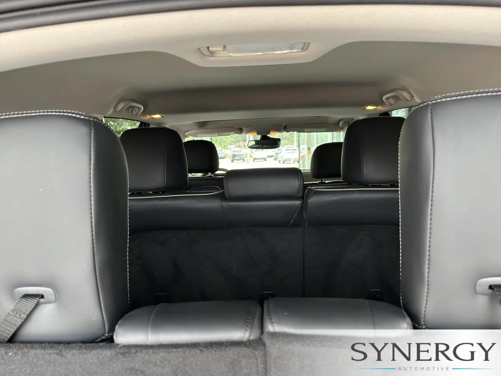 Used 2019 Liquid Platinum INFINITI LUXE image 34