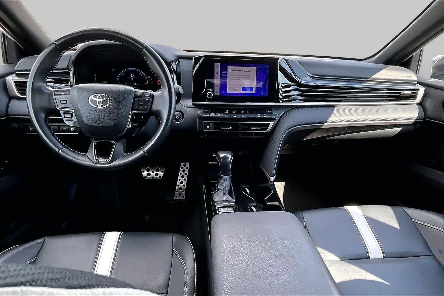 Used 2025 Ice Cap Toyota SE image 16