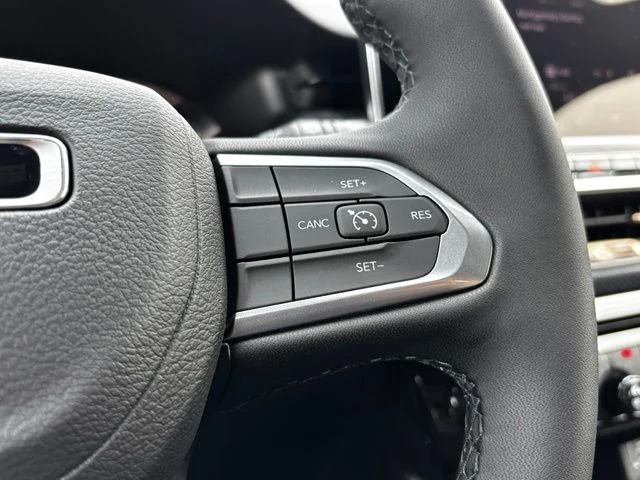New 2026 Black Jeep Latitude image 17